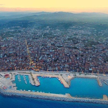 Villa Climatizzato In Centro A 100M Dal Mare à Cirò Marina Extérieur photo