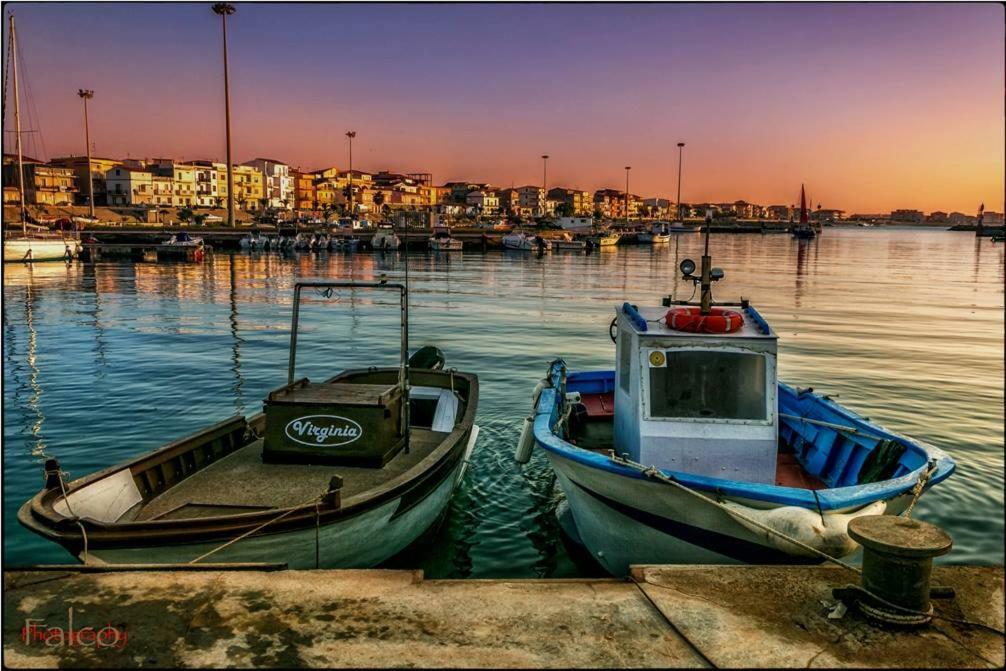 Villa Climatizzato In Centro A 100M Dal Mare à Cirò Marina Extérieur photo